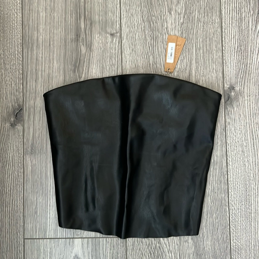 BNWT Skims faux leather tube top onyx size small